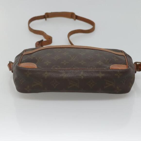 LOUIS VUITTON Monogram Trocadero 27 Shoulder Bag M51274 - Picture 9 of 13